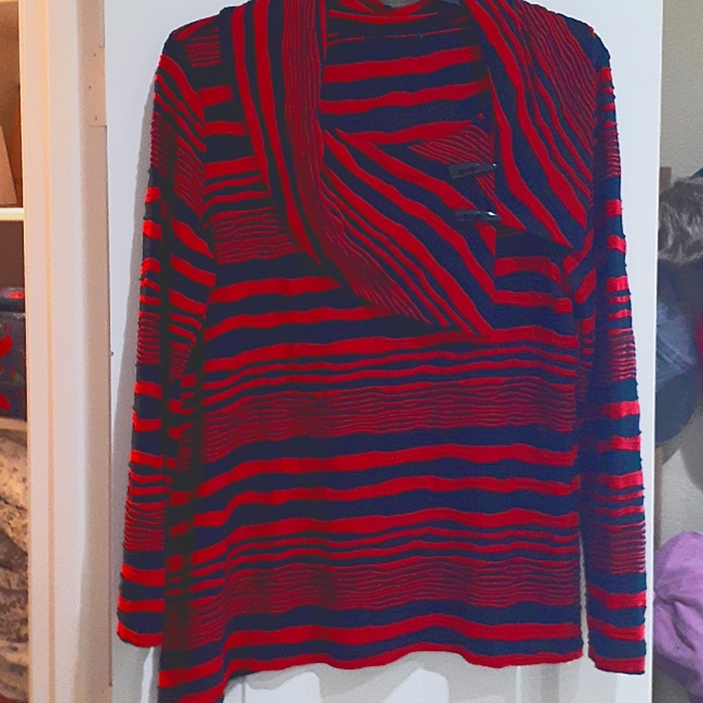 Ali Miles Size Large Top